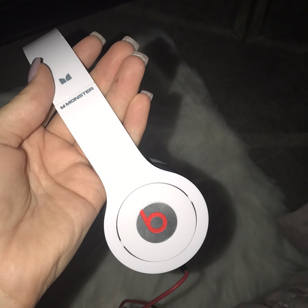 Beats!! - Picture 3 of 4